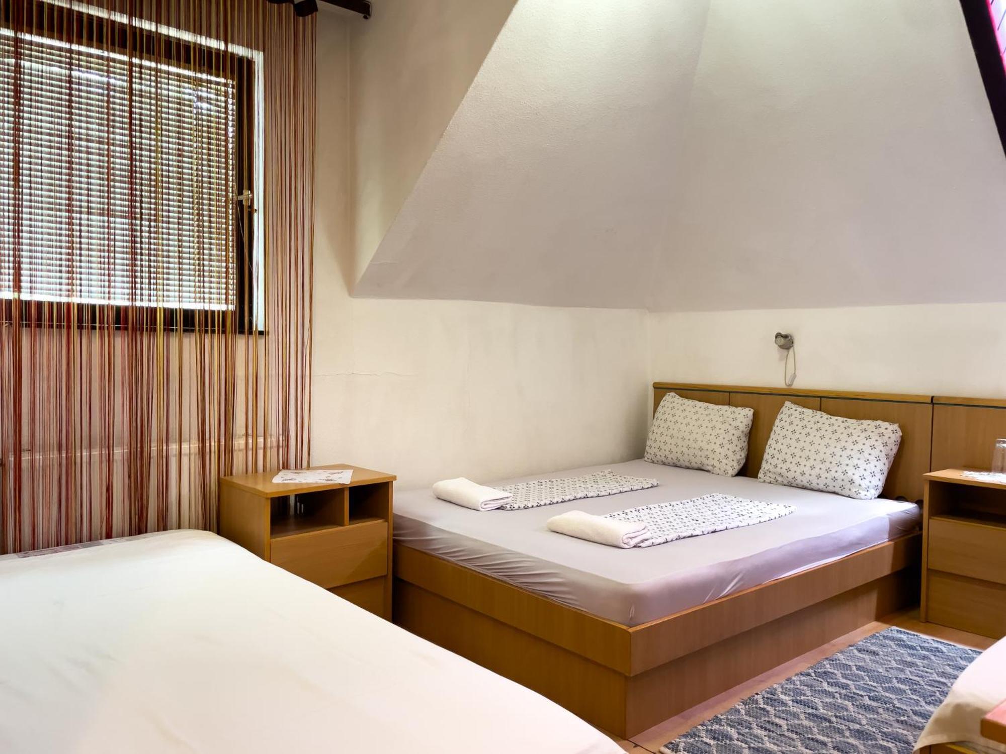 Pestujhely Panzio-Etterem Hotel Budapest Luaran gambar